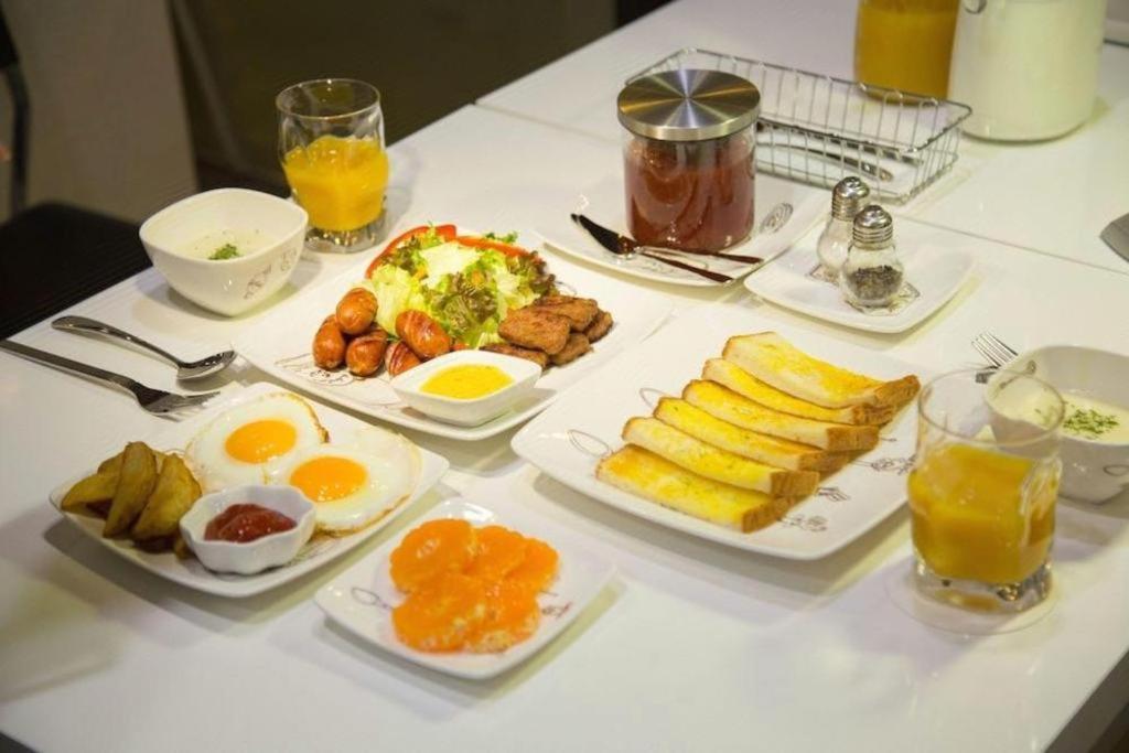 Reve Business Hotel Csedzsu Kültér fotó