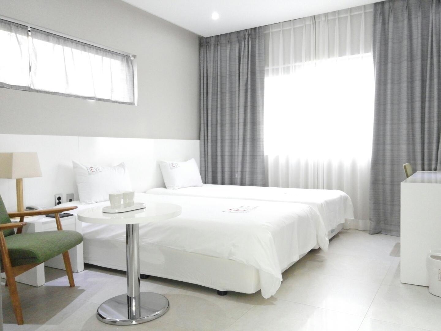 Reve Business Hotel Csedzsu Kültér fotó