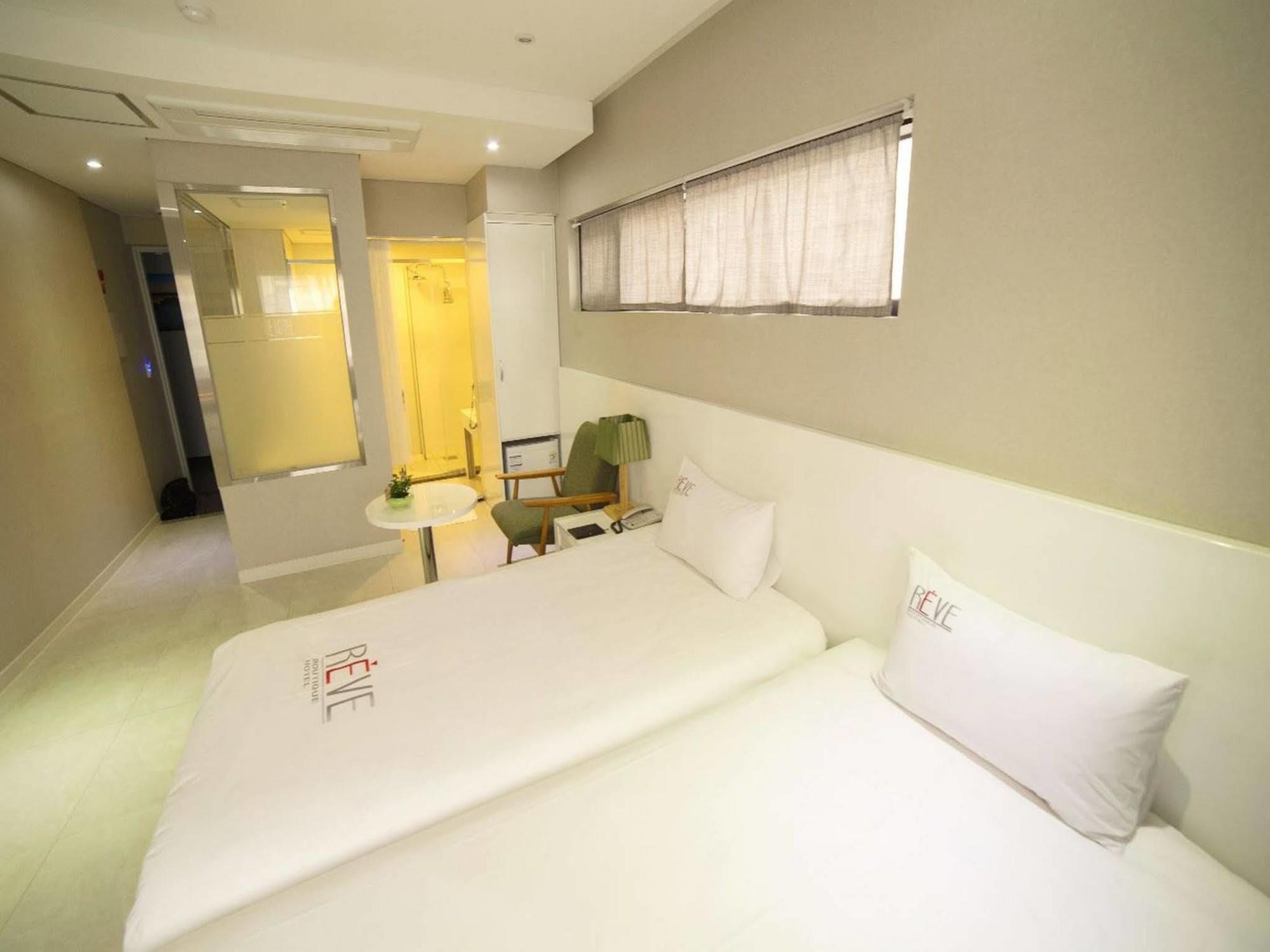 Reve Business Hotel Csedzsu Kültér fotó