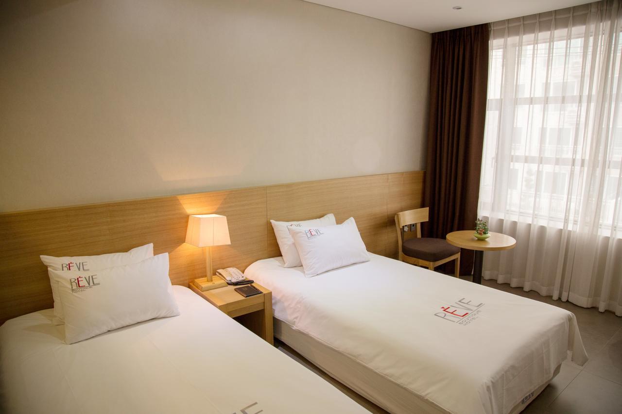 Reve Business Hotel Csedzsu Kültér fotó