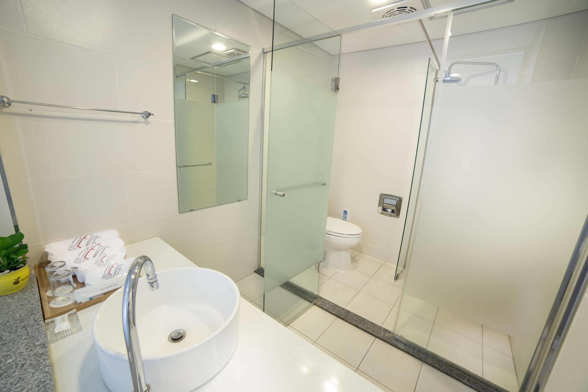 Reve Business Hotel Csedzsu Kültér fotó