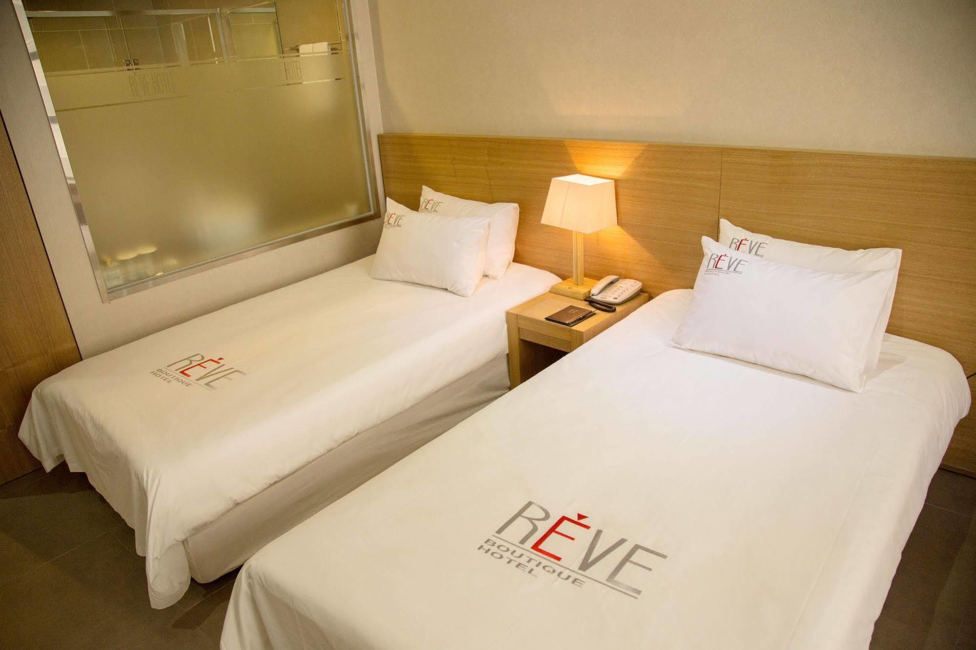 Reve Business Hotel Csedzsu Kültér fotó
