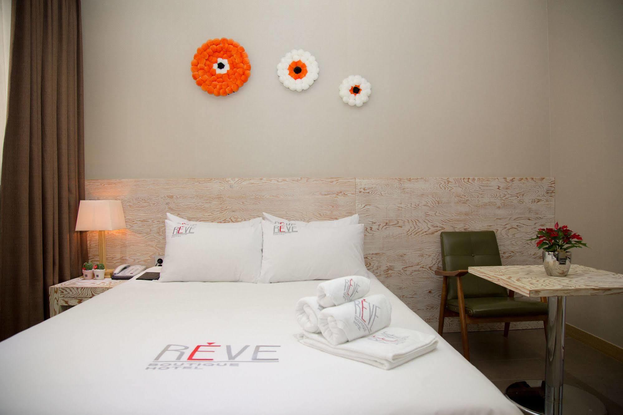 Reve Business Hotel Csedzsu Kültér fotó