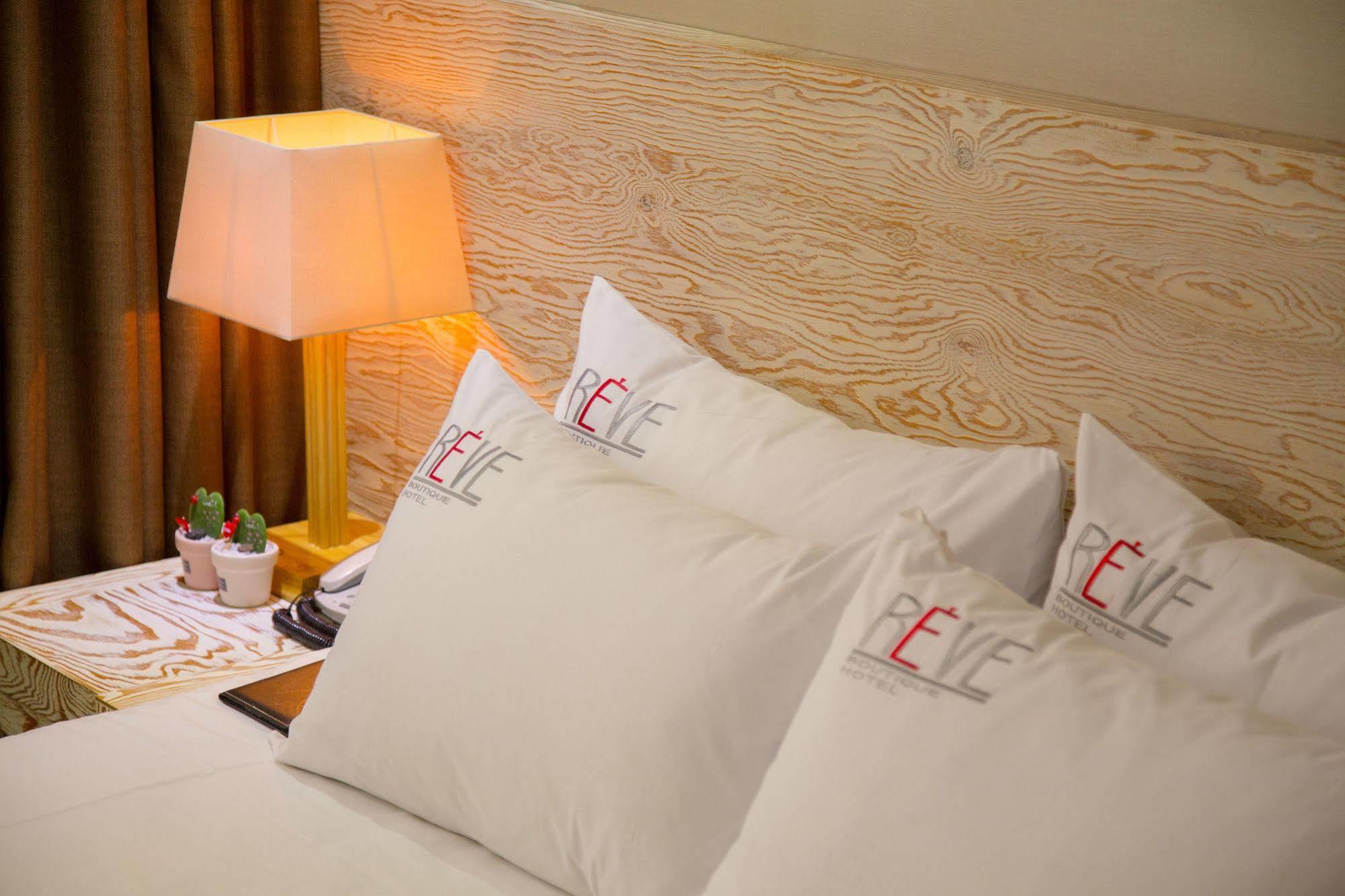 Reve Business Hotel Csedzsu Kültér fotó